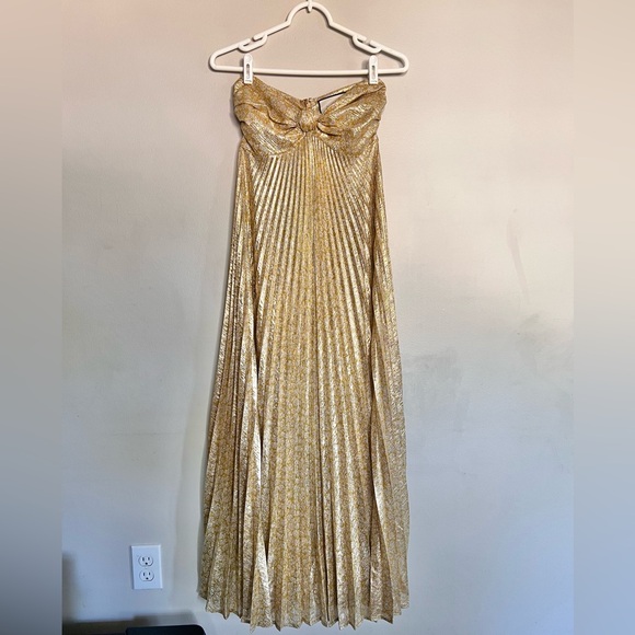 NWOT Alexis Joya Pleated Strapless Metallic Gold Lame Maxi Dress RARE Size XS - Picture 4 of 10